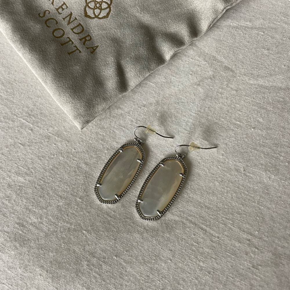Kendra Scott Silver Earrings in Iridescent White - Picture 3 of 5